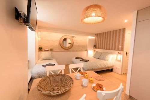 La Lirosane, 3 studios, 3,7km du Zoo, Centre-ville