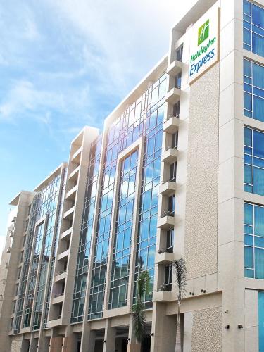 Holiday Inn Express Manila Newport City