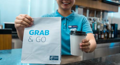 Holiday Inn Express Manila Newport City