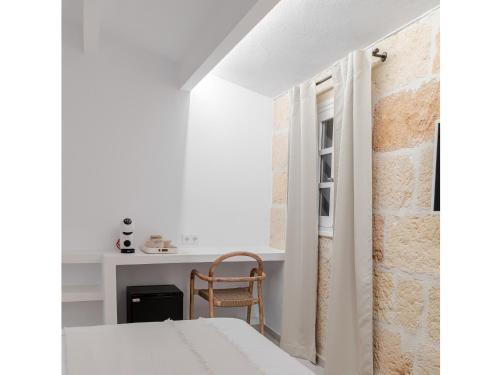 S'Enclova Petit Hotel