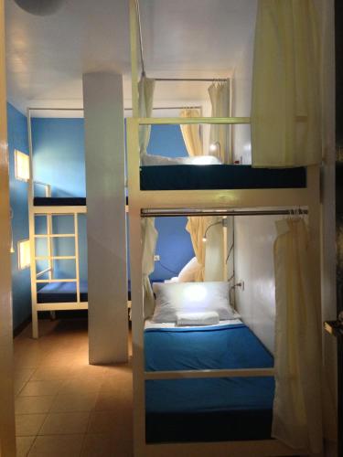 Crossroads Hostel
