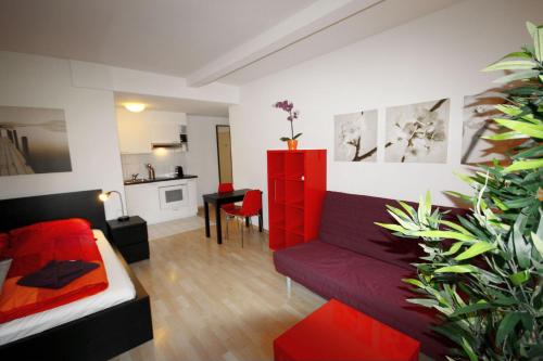 Hitrental Stauffacher Apartments