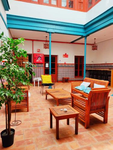 Vivian's Guest House