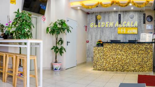 Golden Alcala Hostal