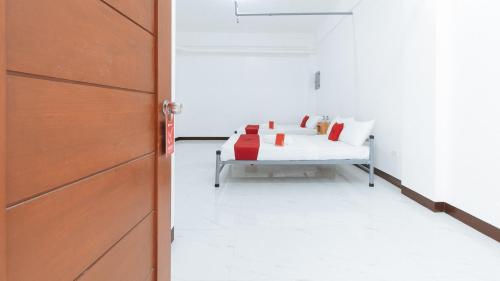 Carlvinchris Residences By RedDoorz