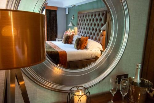 Craigmhor Lodge & Courtyard