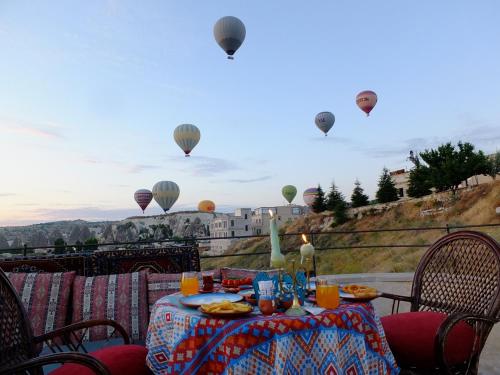 Balloon Cave Hotel