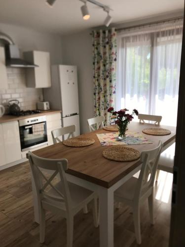 Pokoje Goscinne Lena