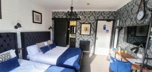 The Clifton Hotel