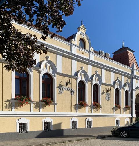 Tinódi Panzió & Restaurant