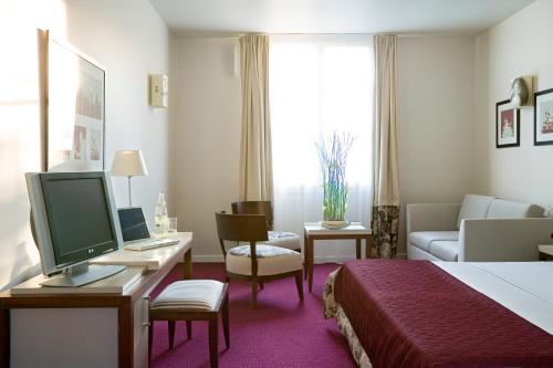 Mercure Rambouillet Relays du Chateau