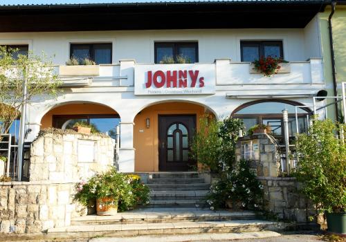 JOHNNYS Pizzeria & Gästehaus