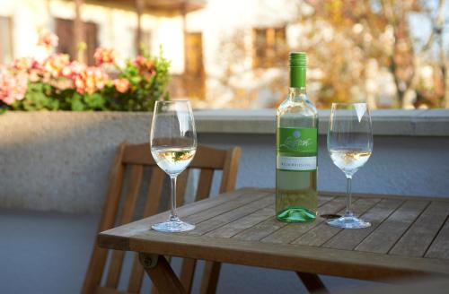 JOHNNYS Pizzeria & Gästehaus