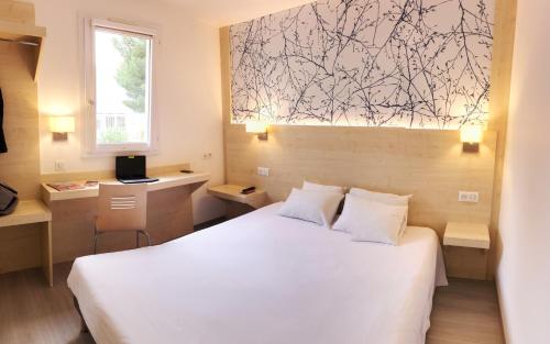 Hôtel Kyriad Direct Perpignan Aéroport
