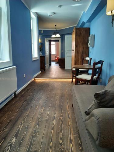 Havana Club Weimar - Bar & Pension