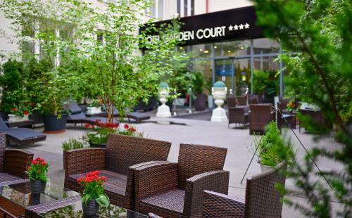Garden Court