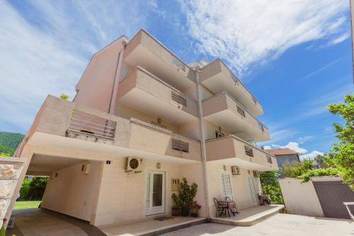 Rosic Apartments Tivat