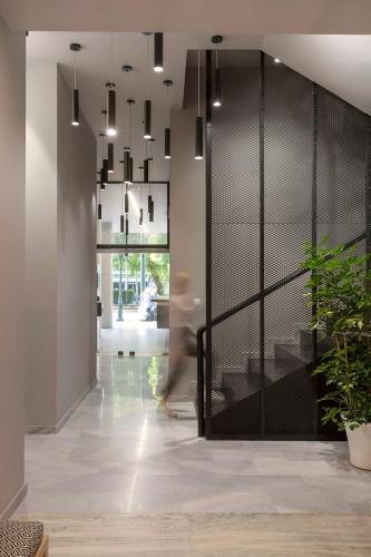 Thisean Modern Suites By Athens Stay