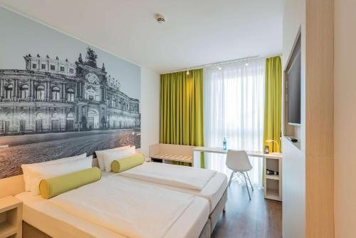 Super 8 by Wyndham Dresden