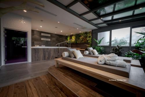 Central Park Hotel & Spa