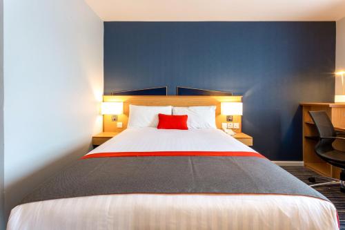 Holiday Inn Express Perth