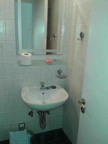 Achilleas Hotel & Apartments