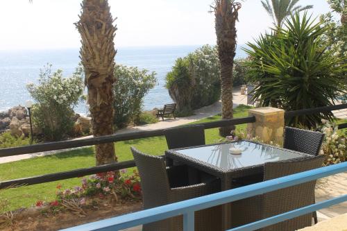 Vrachia Beach Resort