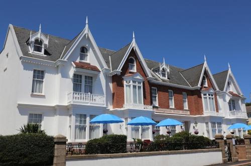 Runnymede Court