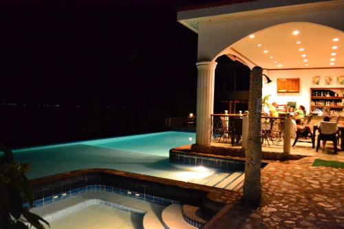 Eden Resort