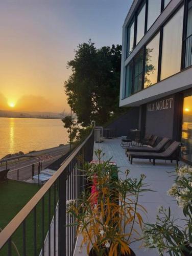 Vila Molet