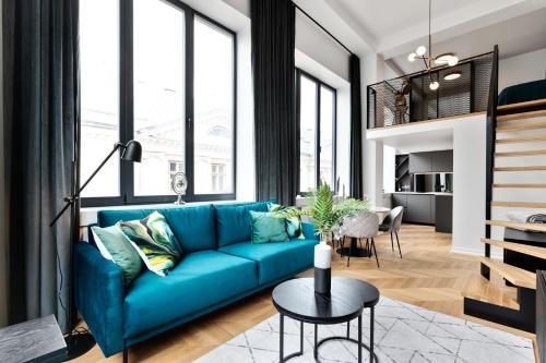 Bob W Duo Lofts