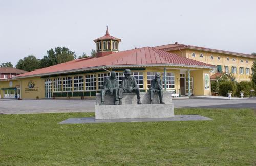 Bjorkbackens Karaktarshotellet - Hotel