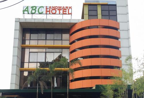 Abc Landmark Hotel by RedDoorz
