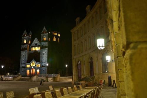 Charmant Studio au coeur de Metz (unenuitametz)