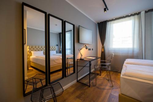 Nikii City Hotel