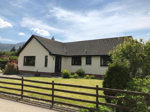 Mayfield Bed & Breakfast