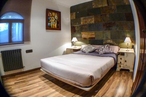 Green Peaks Granada Bed and Breakfast