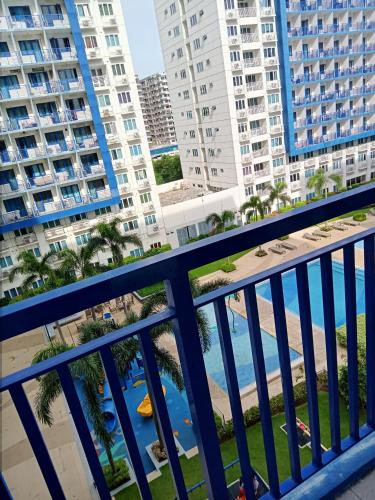 SEA RESIDENCES F
