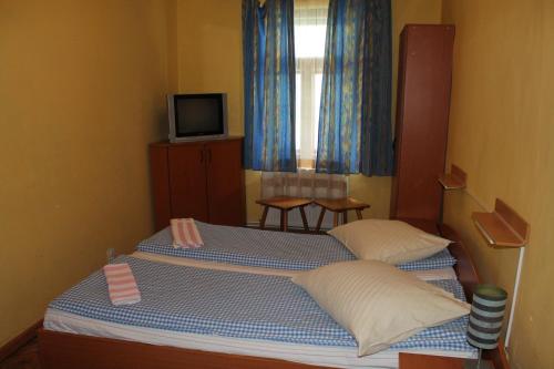 Burg Hostel