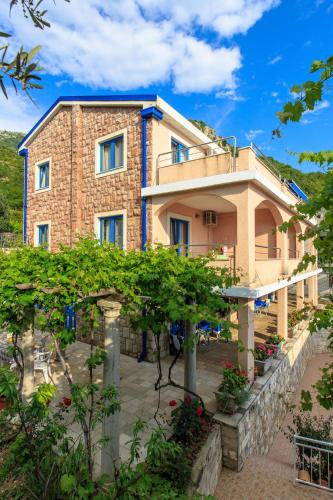 Nica Apartmani