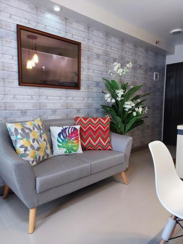 HPH Staycation - Saekyung 956 Condo