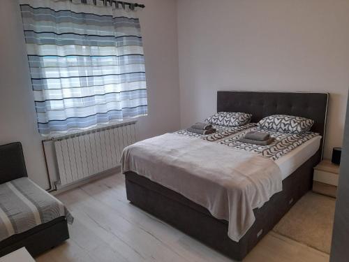 Ke-To Zagreb Airport Rooms Hotel