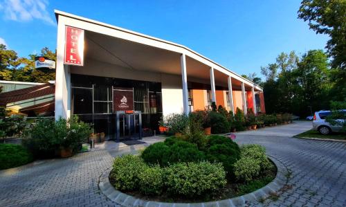 Veronika Tiszaujvaros