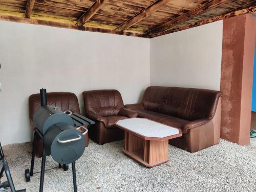 Vitajte v Ivachnovej 145