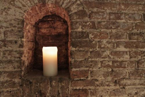 Top-notch apartment along canal in historic centre