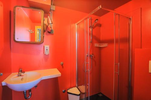 Swanky Mint Hostel