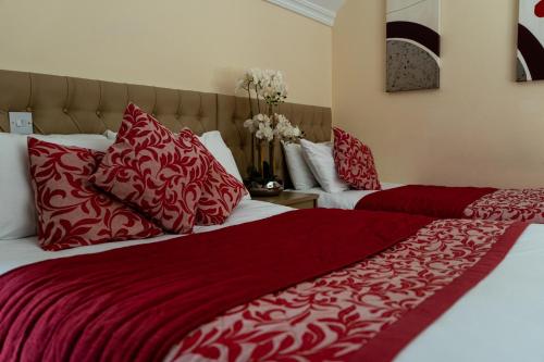 Brogan's Bar & Guesthouse