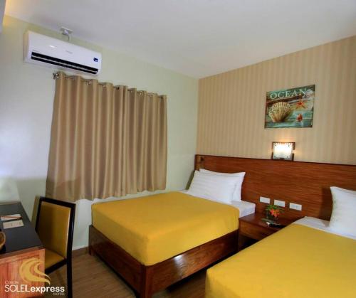 Coron Soleil Express Hotel
