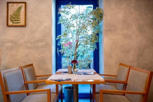 Felicity Garni Hotel