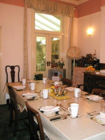 Kew Gardens National Archives Forest Road